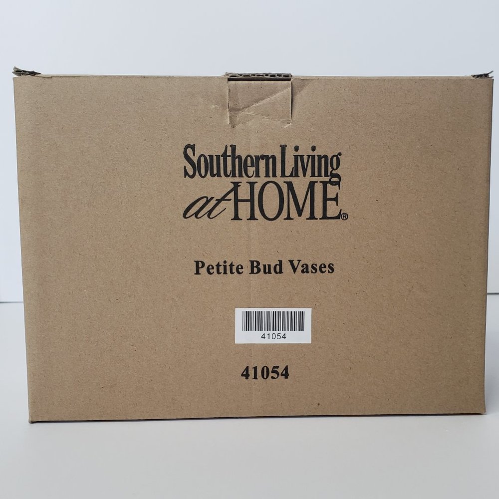 New Southern Living At Home Petite Bud Vases White - Picture 2 of 2